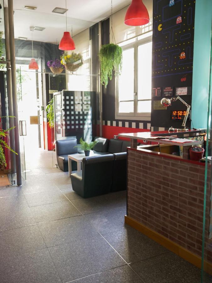 Urban Hostel Madrid Esterno foto