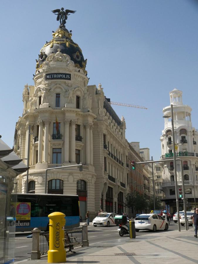 Urban Hostel Madrid Esterno foto