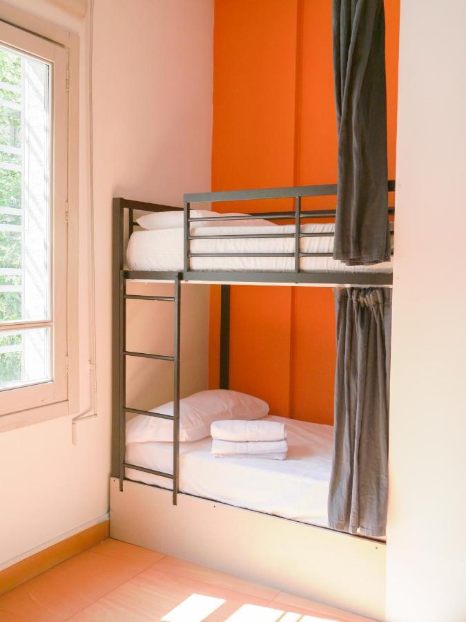 Urban Hostel Madrid Esterno foto