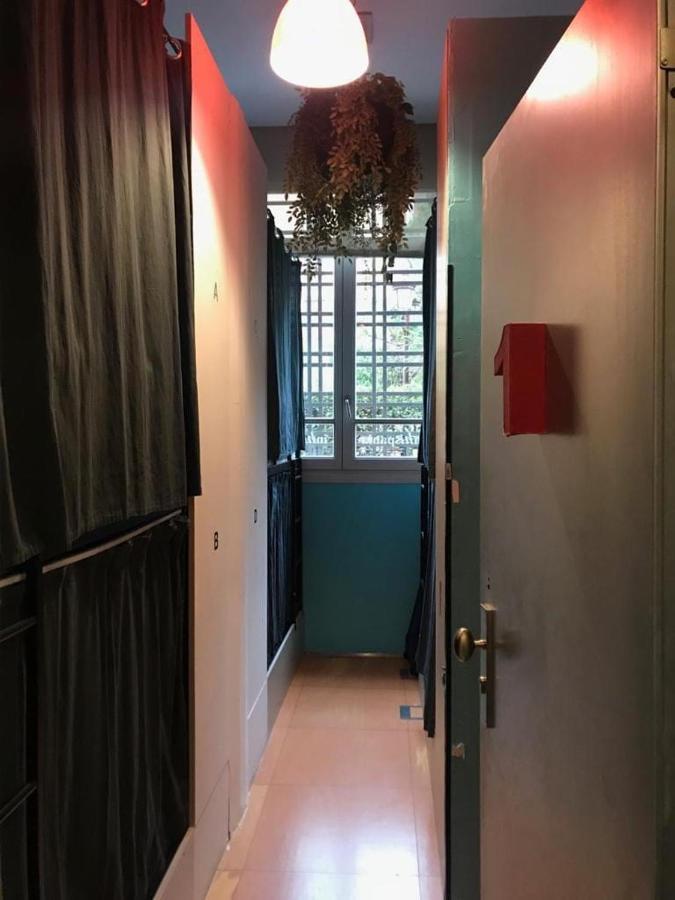 Urban Hostel Madrid Esterno foto